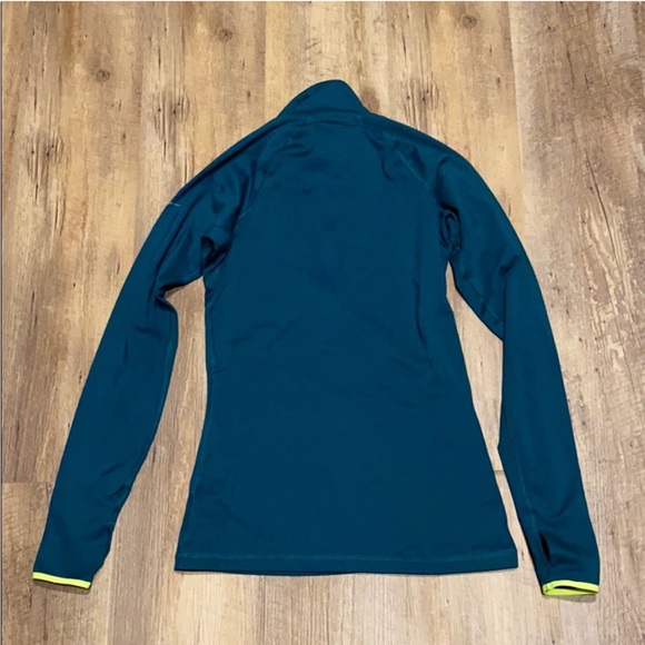 Bundle of Four Nike Dri Fit Pullovers Size XS-M - Picture 9 of 16